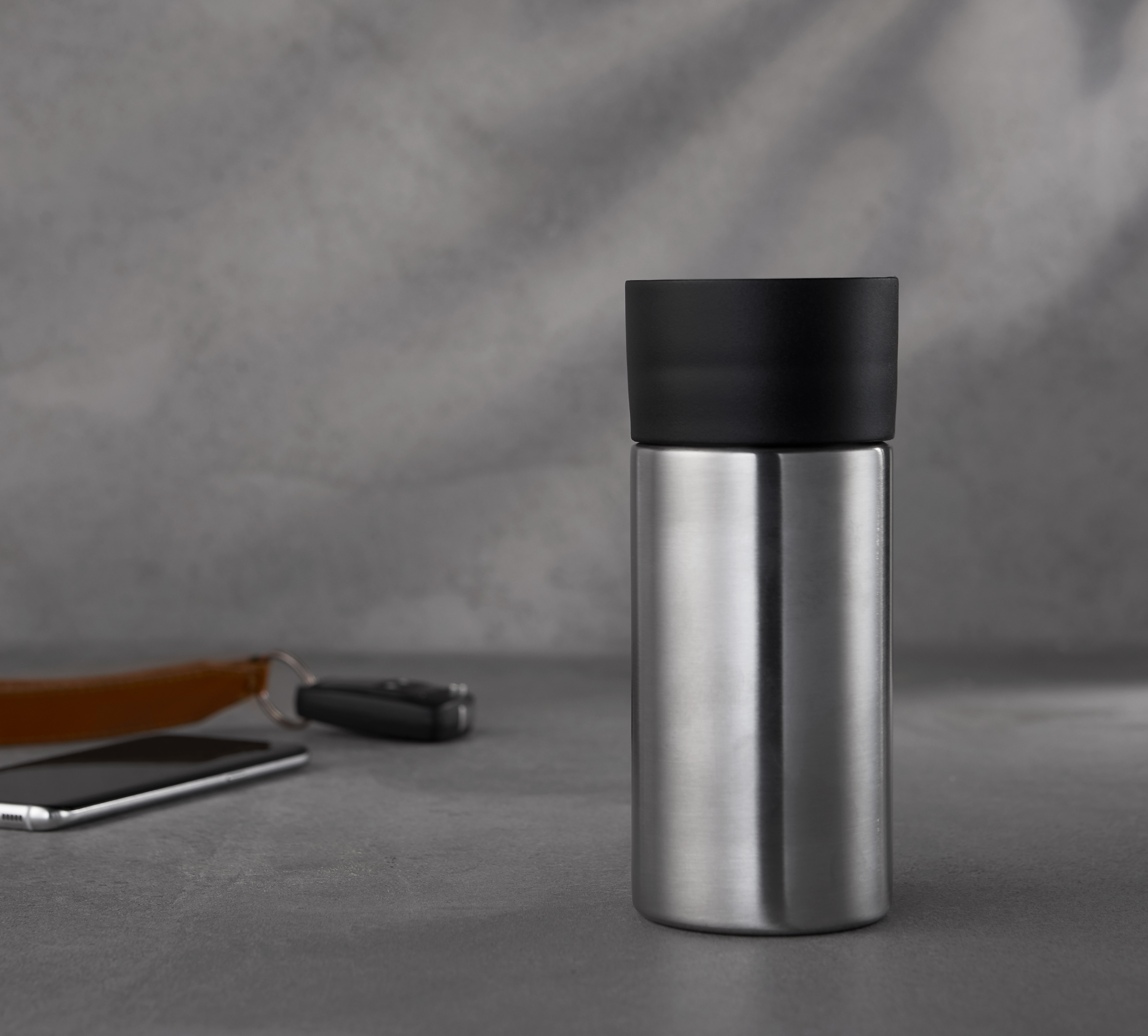 PUSH Thermo mug with pressure cap